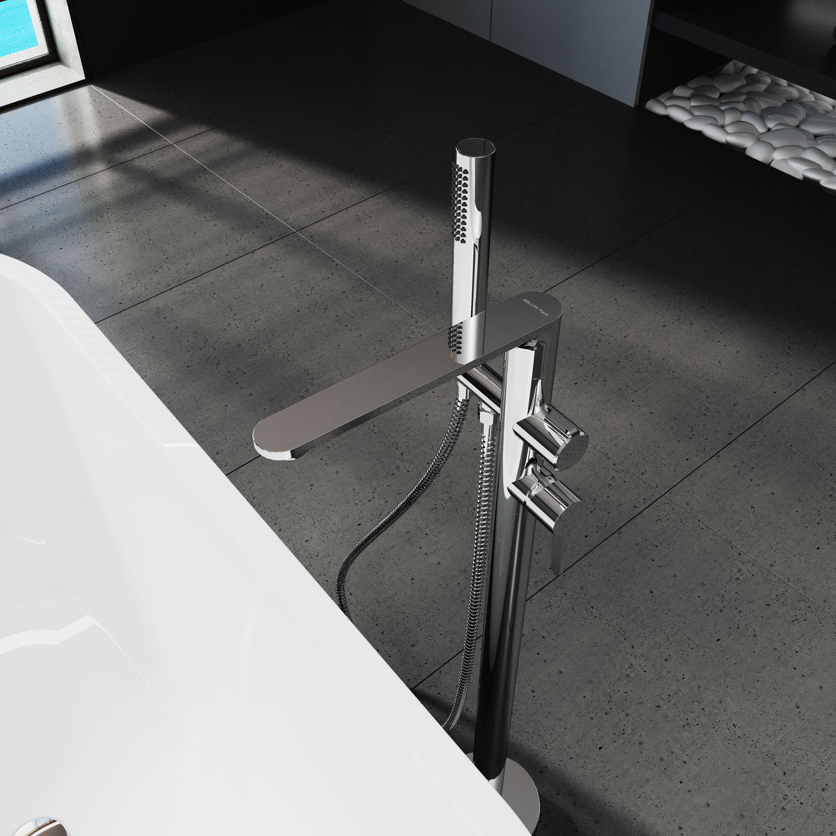 Dakota floor-standing bathtub faucet